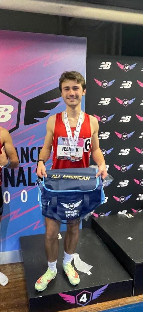 Greenwich's boys sprint medley relay team places fourth at New Balance  Nationals Indoor Championships to earn All-American accolades – Greenwich  Sports Beat