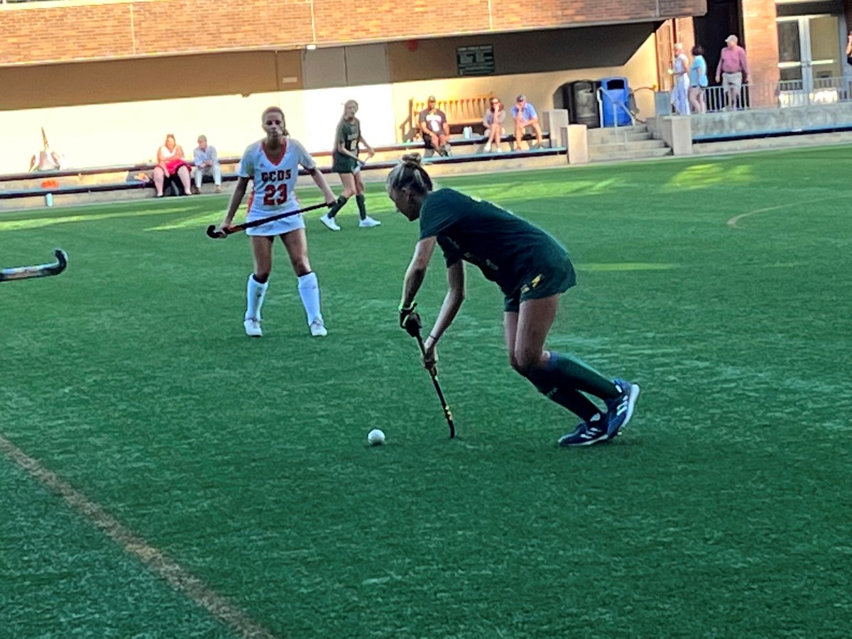 Greenwich Academy shuts out Choate Rosemary Hall in field hockey action