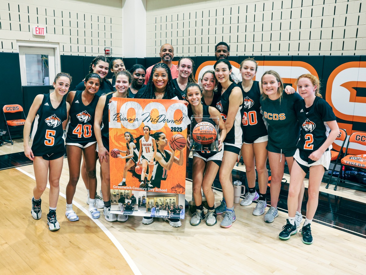 Greenwich Country Day School basketball player Brianna McDermott makes school history, reaching 1,000 career points