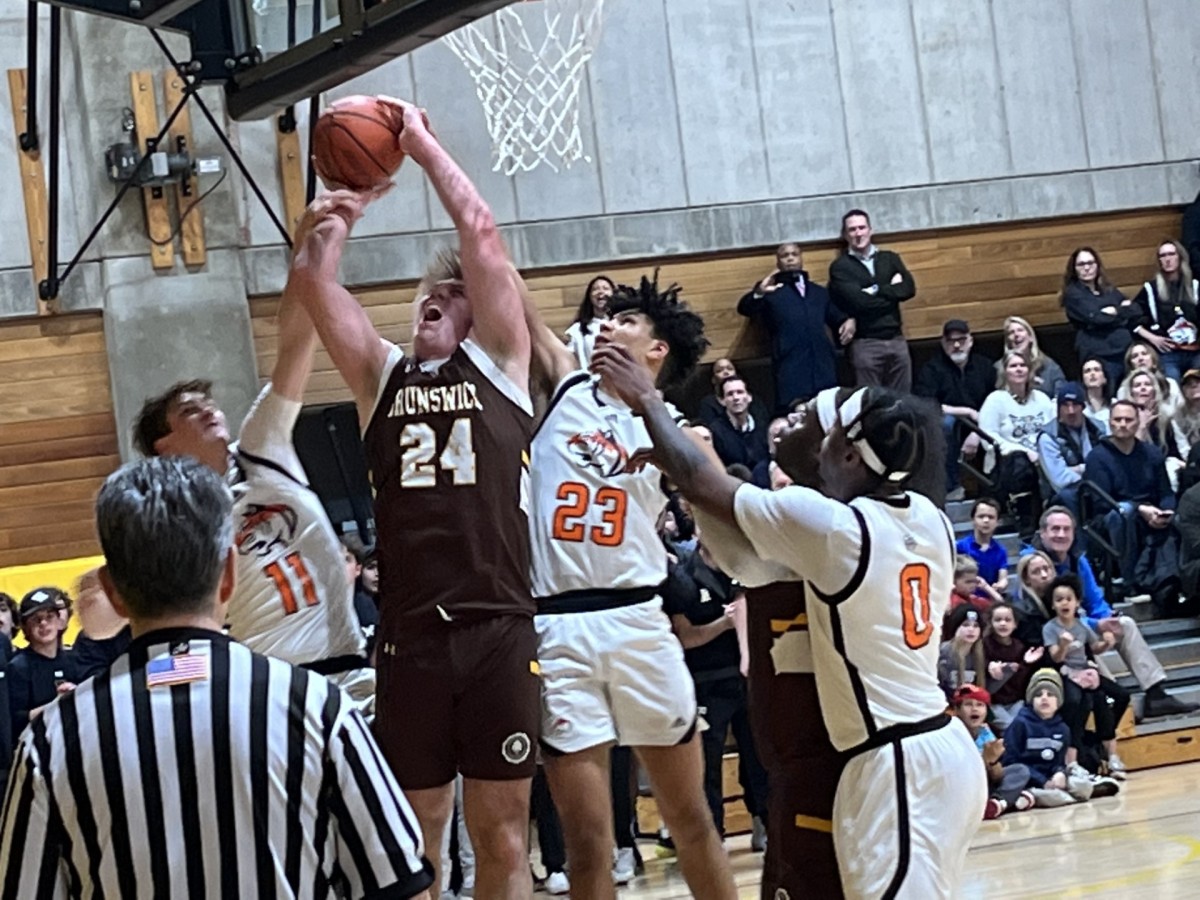 Brunswick defeats Greenwich Country Day for FAA regular season basketball title; Ethan Long scores 17 second-half points to power the host Bruins to victory